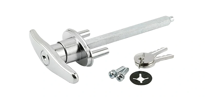 Old Style Garage Door Locks Replacements in Rosedale, California